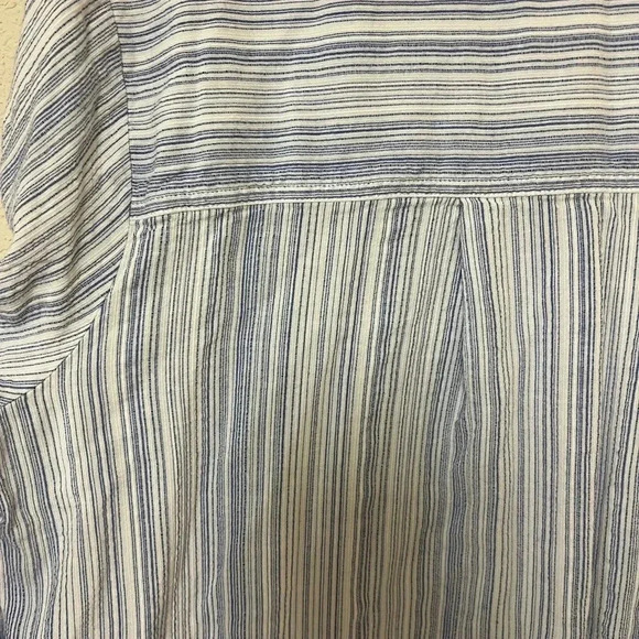 Athleta Button down top lightweight striped button down XL - Picture 11 of 11